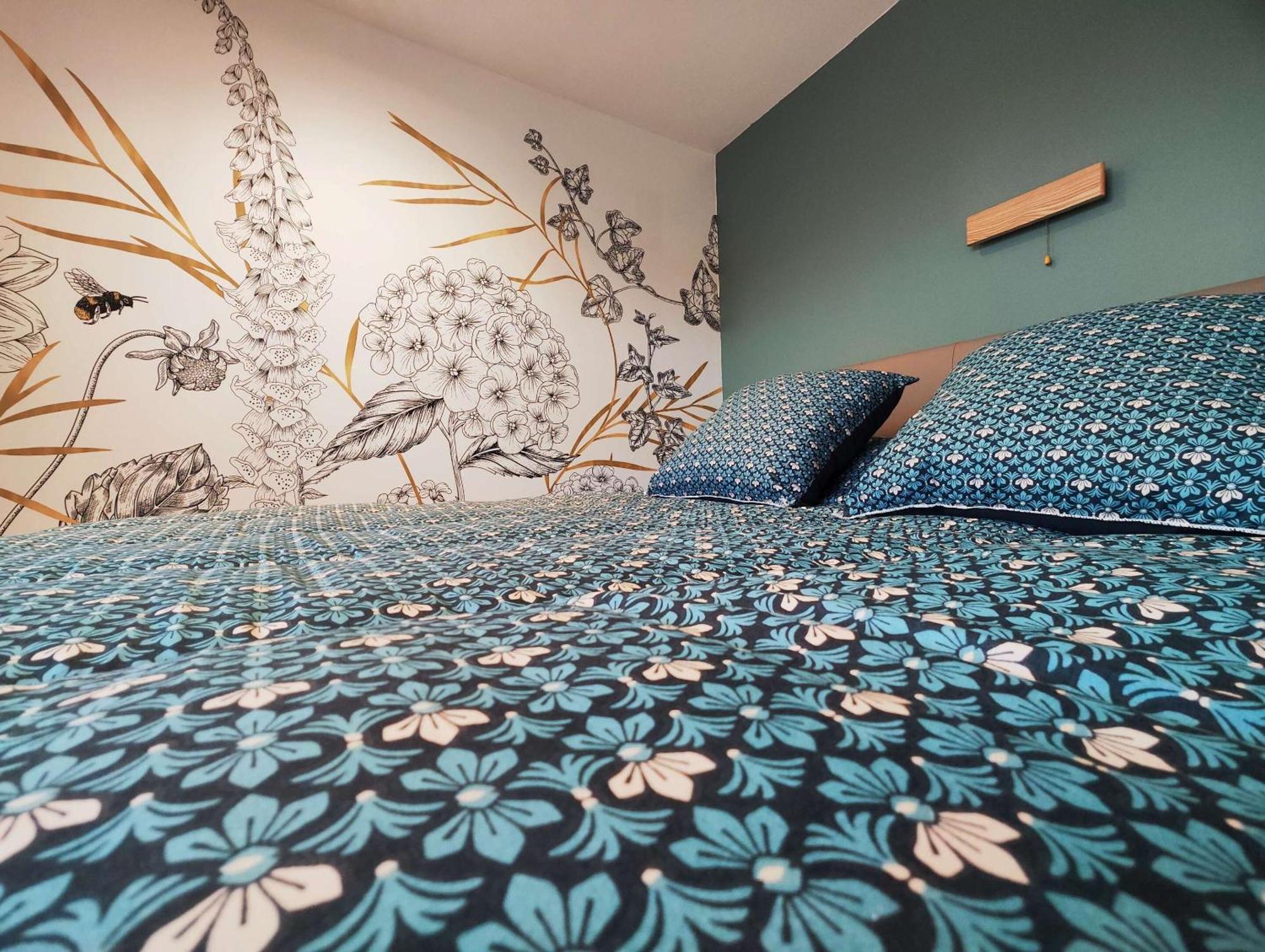 Gites Les Volets Rouges D'Allonnes Allonnes  Zimmer foto